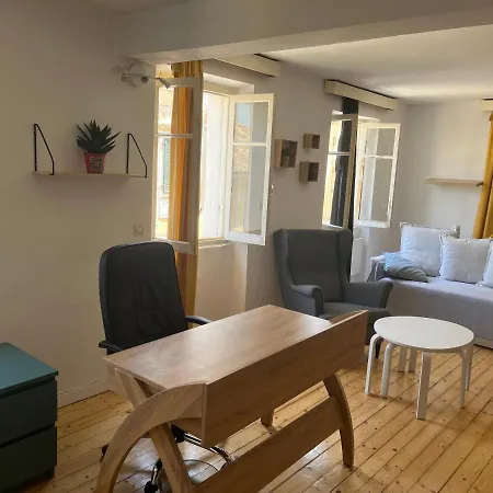 Two Storey Attic In Corfu Town アパート コルフ島